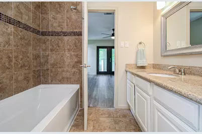 3816 Brandt Street, Houston, TX 77006 - Photo 32