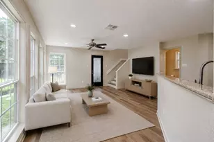 3816 Brandt St, Houston, TX 77006 - Photo 10
