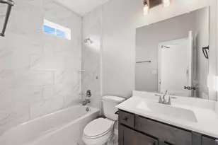 11909 Primrose Creek Trail, Houston, TX 77051 - Photo 32