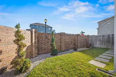 11909 Primrose Creek Trail, Houston, TX 77051 - Photo 34