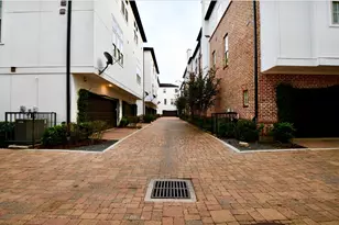 709 Delano St, Houston, TX 77003 - Photo 46