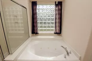 10727 Gilford Crest Dr, Spring, TX 77379 - Photo 36