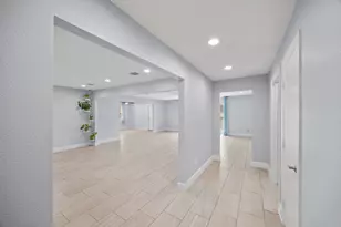 5006 Lymbar Dr, Houston, TX 77096 - Photo 6