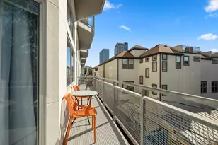 3311 Yupon St, Houston, TX 77006 - Photo 18
