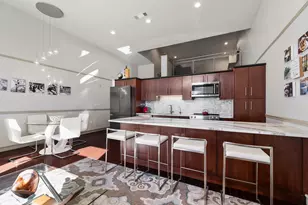3311 Yupon St, Houston, TX 77006 - Photo 8
