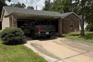 2415 Huntington Dr, Pasadena, TX 77506 - Photo 1