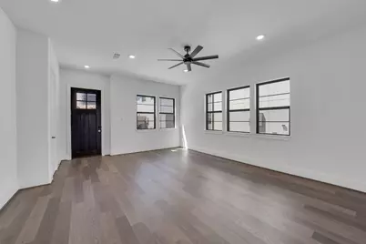 3211 Royal Oaks Hollow Lane, Houston, TX 77082 - Photo 4