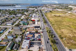 5427 Broadway St, Galveston, TX 77551 - Photo 2