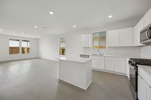 406 Point Nemo St, Crosby, TX 77532 - Photo 4