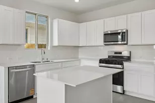 406 Point Nemo St, Crosby, TX 77532 - Photo 6