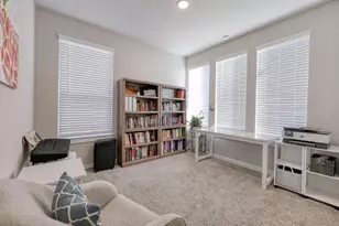 10026 Angelina Woods Ln, Conroe, TX 77384 - Photo 18