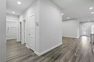 10026 Angelina Woods Ln, Conroe, TX 77384 - Photo 16