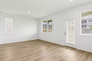 6330 Sapphire Ocean Dr, Houston, TX 77092 - Photo 4