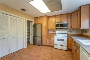 11711 Memorial Dr, Houston, TX 77024 - Photo 12