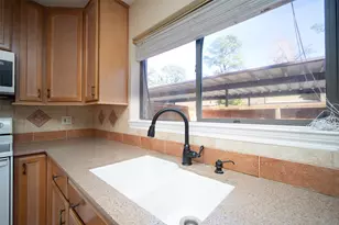 11711 Memorial Dr, Houston, TX 77024 - Photo 10