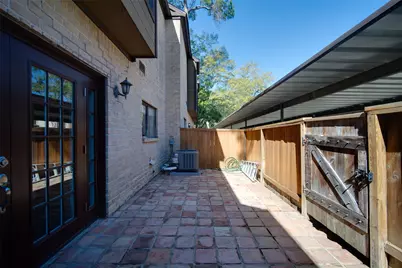11711 Memorial Drive #621, Houston, TX 77024 - Photo 28