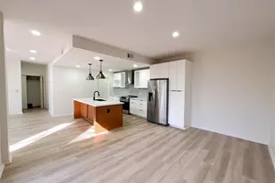 238 Litchfield Ln, Houston, TX 77024 - Photo 4