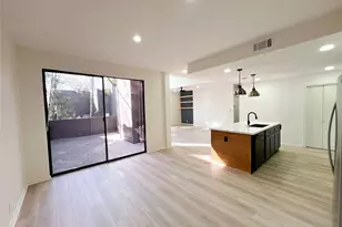 238 Litchfield Ln, Houston, TX 77024 - Photo 6