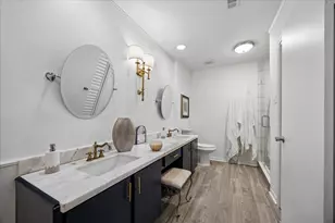 2555 Bering Dr, Houston, TX 77057 - Photo 12