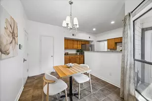 2555 Bering Dr, Houston, TX 77057 - Photo 12