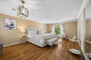 2555 Bering Dr, Houston, TX 77057 - Photo 10