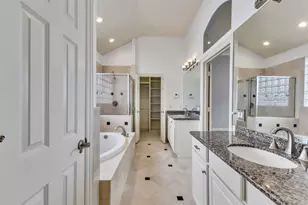 1416 Harold St, Houston, TX 77006 - Photo 20