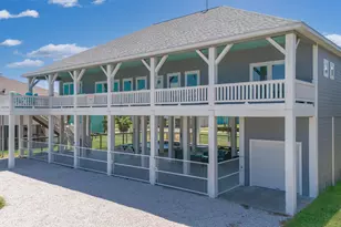 937 S Cove, Crystal Beach, TX 77650 - Photo 2