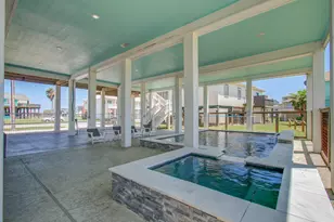 937 S Cove, Crystal Beach, TX 77650 - Photo 34