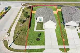 656 Imperial Loop, Alvin, TX 77511 - Photo 2