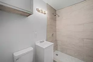 5505 Southlea St, Houston, TX 77033 - Photo 24