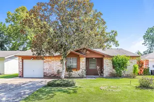 16635 David Glen Dr, Friendswood, TX 77546 - Photo 1