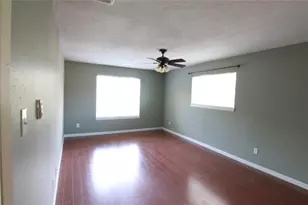 10555 Turtlewood Ct, Houston, TX 77072 - Photo 12