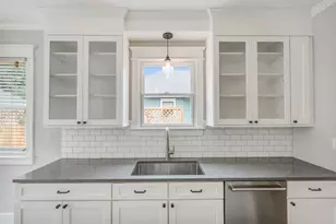 2507 Cortlandt St, Houston, TX 77008 - Photo 14