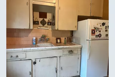 706 E Defee Avenue, Baytown, TX 77520 - Photo 8