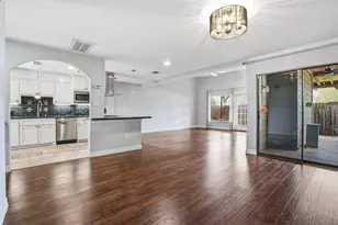 18024 Starboard Dr, Houston, TX 77058 - Photo 8