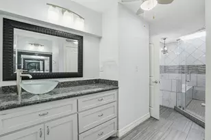 18024 Starboard Dr, Houston, TX 77058 - Photo 18