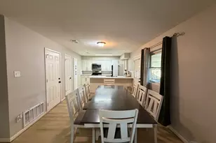 9022 Lazy River Ln, Houston, TX 77088 - Photo 6