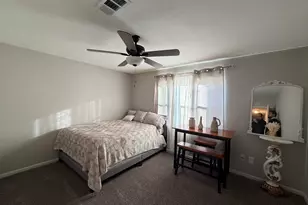 9022 Lazy River Ln, Houston, TX 77088 - Photo 28