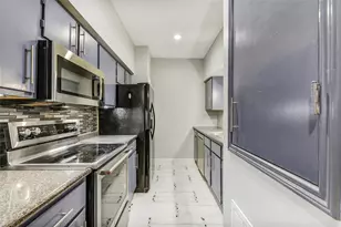 4001 Tanglewilde St, Houston, TX 77063 - Photo 8