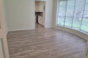 12123 Sea Shore Dr, Houston, TX 77072 - Photo 2