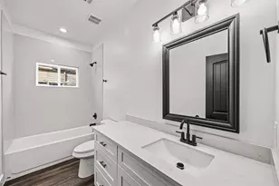 2111 Chapman St, Houston, TX 77009 - Photo 10