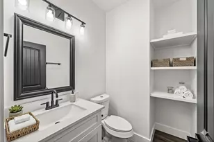 2111 Chapman St, Houston, TX 77009 - Photo 8