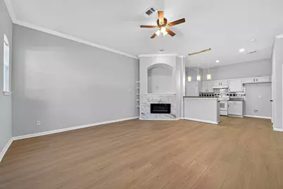 2710 Grants Lake Boulevard #L8, Sugar Land, TX 77479 - Photo 6