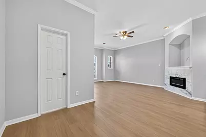 2710 Grants Lake Boulevard #L8, Sugar Land, TX 77479 - Photo 10