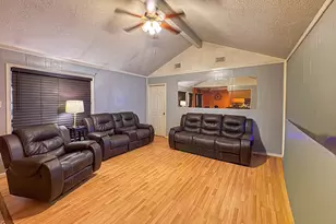 423 Rose Arbor Ln, Houston, TX 77060 - Photo 4