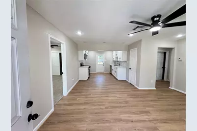 10629 Fairfax Street, Houston, TX 77029 - Photo 2
