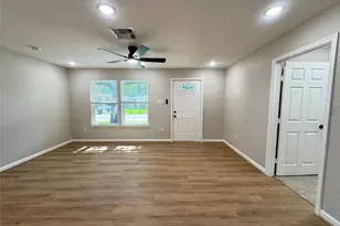 10629 Fairfax St, Houston, TX 77029 - Photo 4