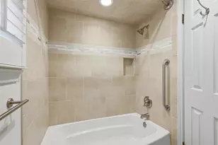 9203 S Pass Ln, Houston, TX 77064 - Photo 18