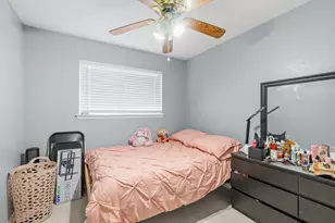 7838 Breezeway St, Houston, TX 77040 - Photo 8