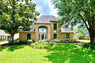 3107 Poplar Pl, Sugar Land, TX 77479 - Photo 2
